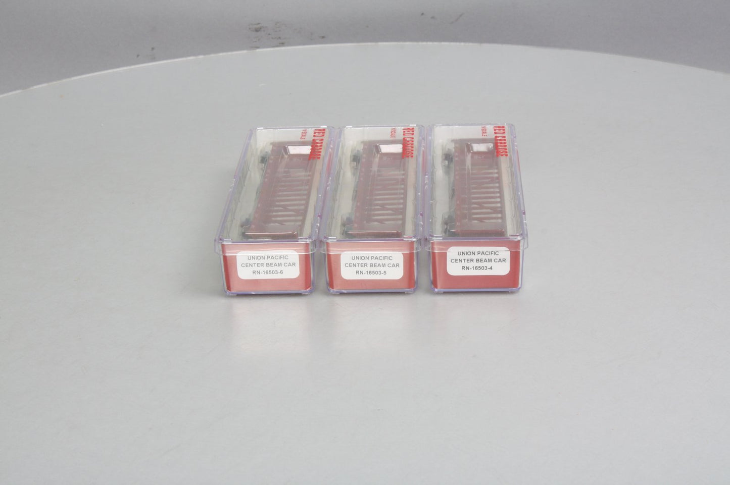 Red Caboose 16503 N Scale Union Pacific 73' Centerbeam Flatcar - 3 Pack