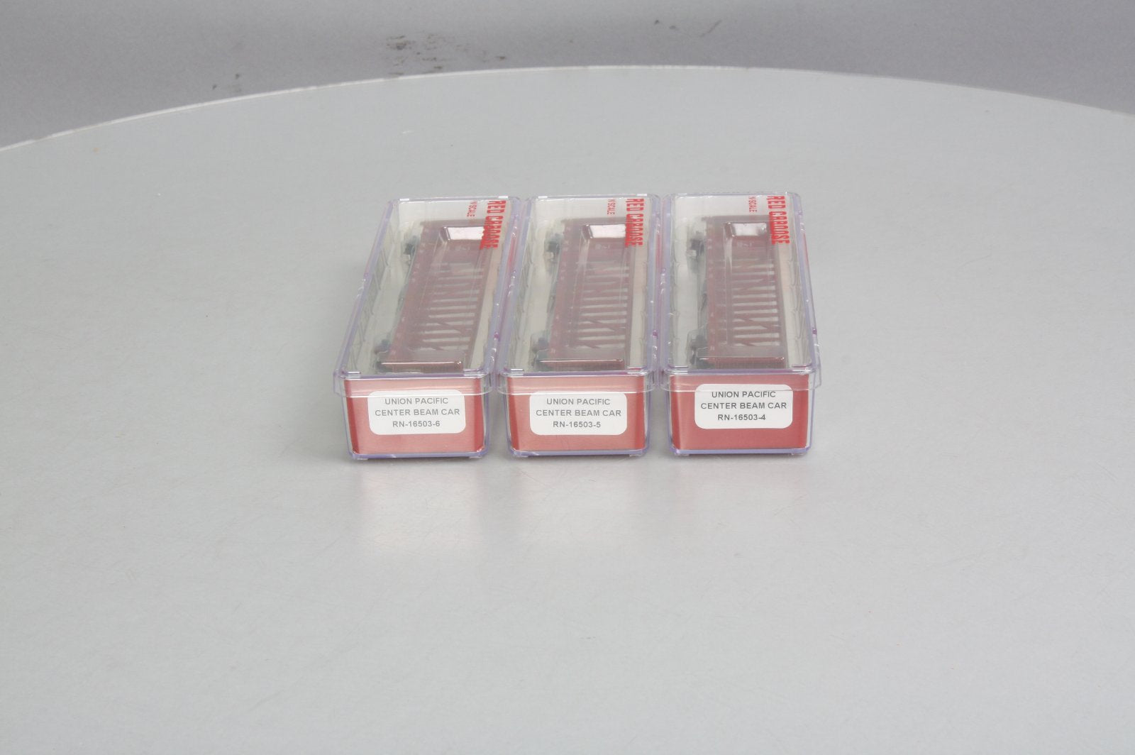 Red Caboose 16503 N Scale Union Pacific 73' Centerbeam Flatcar - 3 Pack