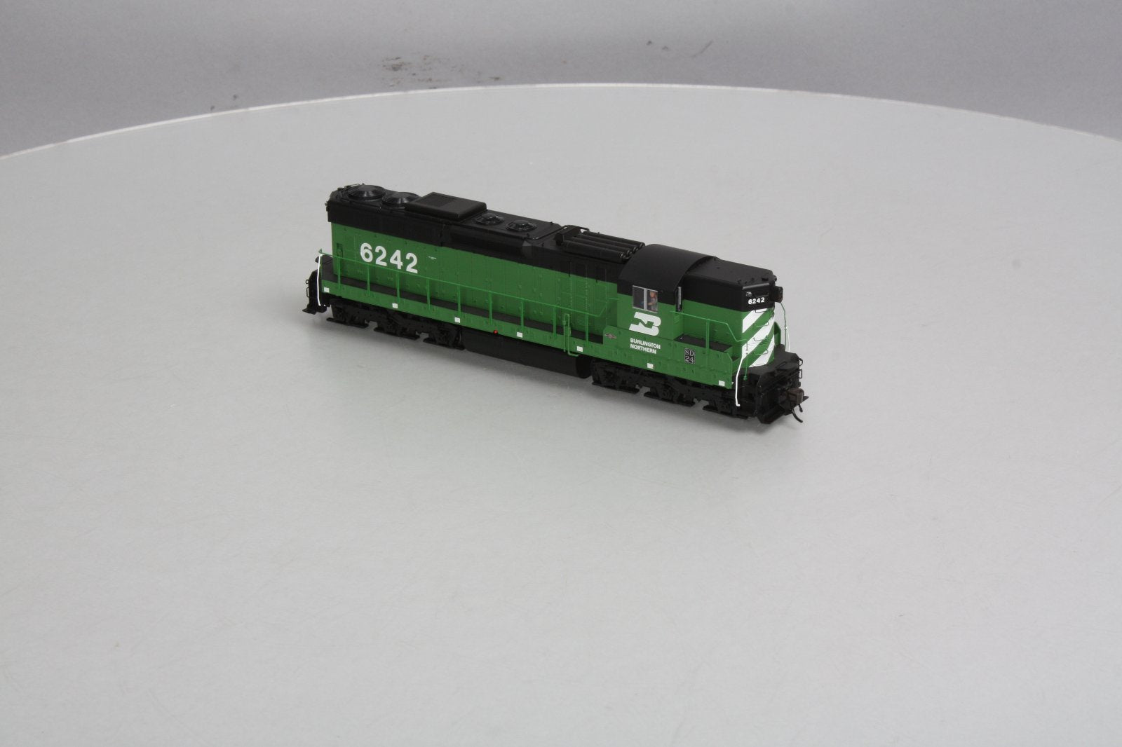 Atlas 7556 Master Series Gold Burlington Northern EMD SD24 #6242 w/DCC, Sound
