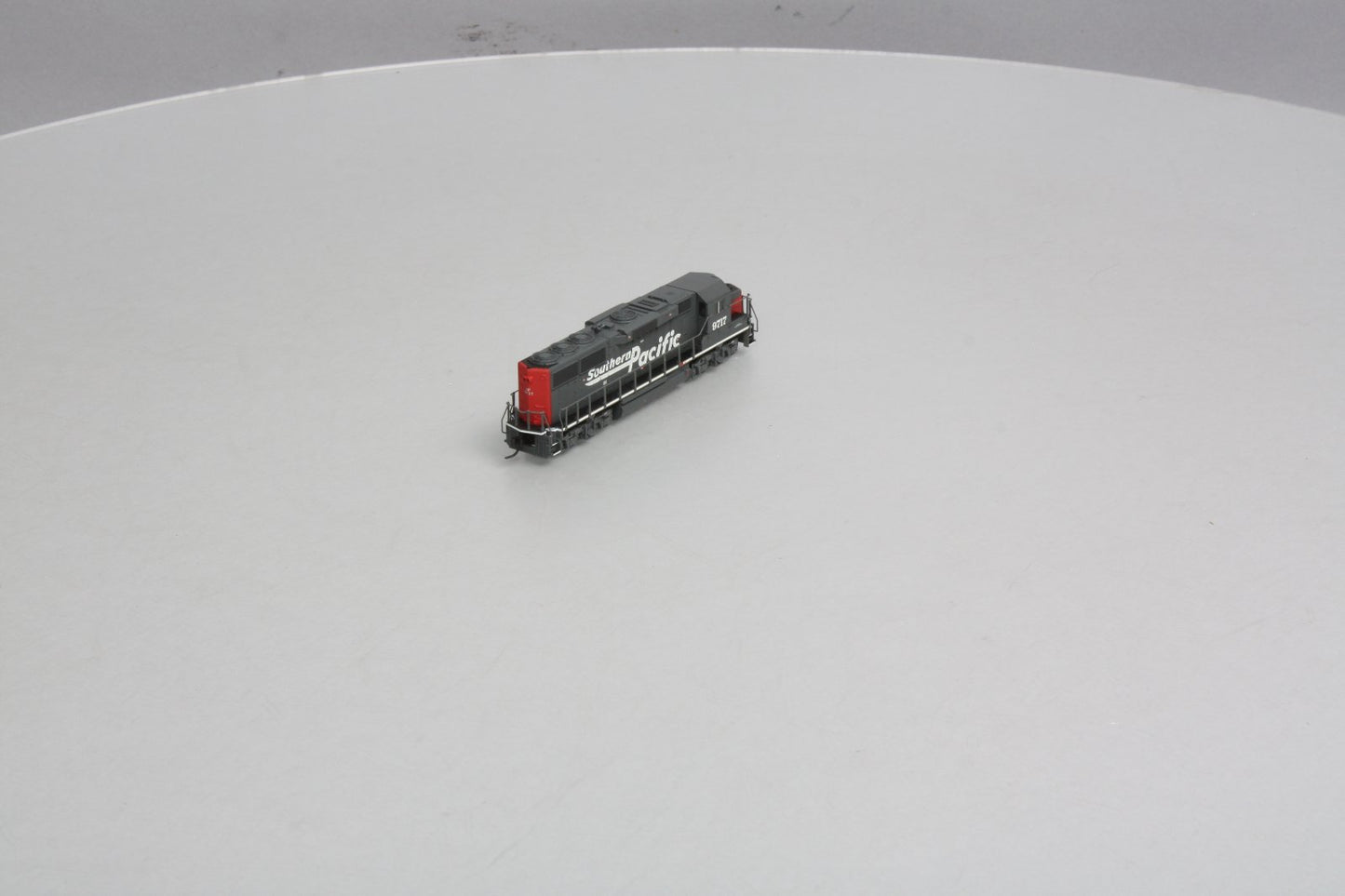 Life Like 7475 N Scale Southern Pacific GP60 Diesel Locomotive #9717 EX/Box