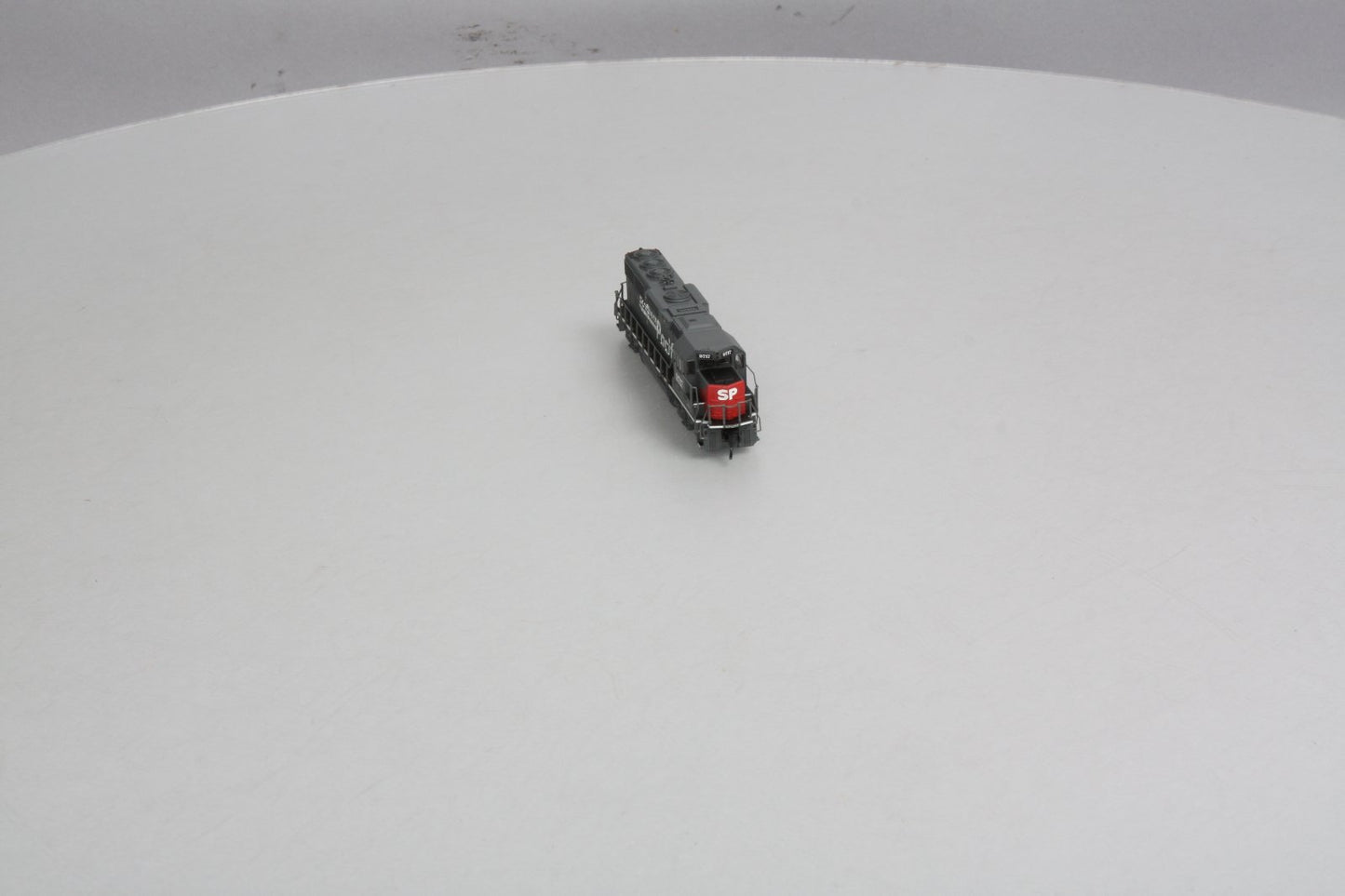 Life Like 7475 N Scale Southern Pacific GP60 Diesel Locomotive #9717 EX/Box