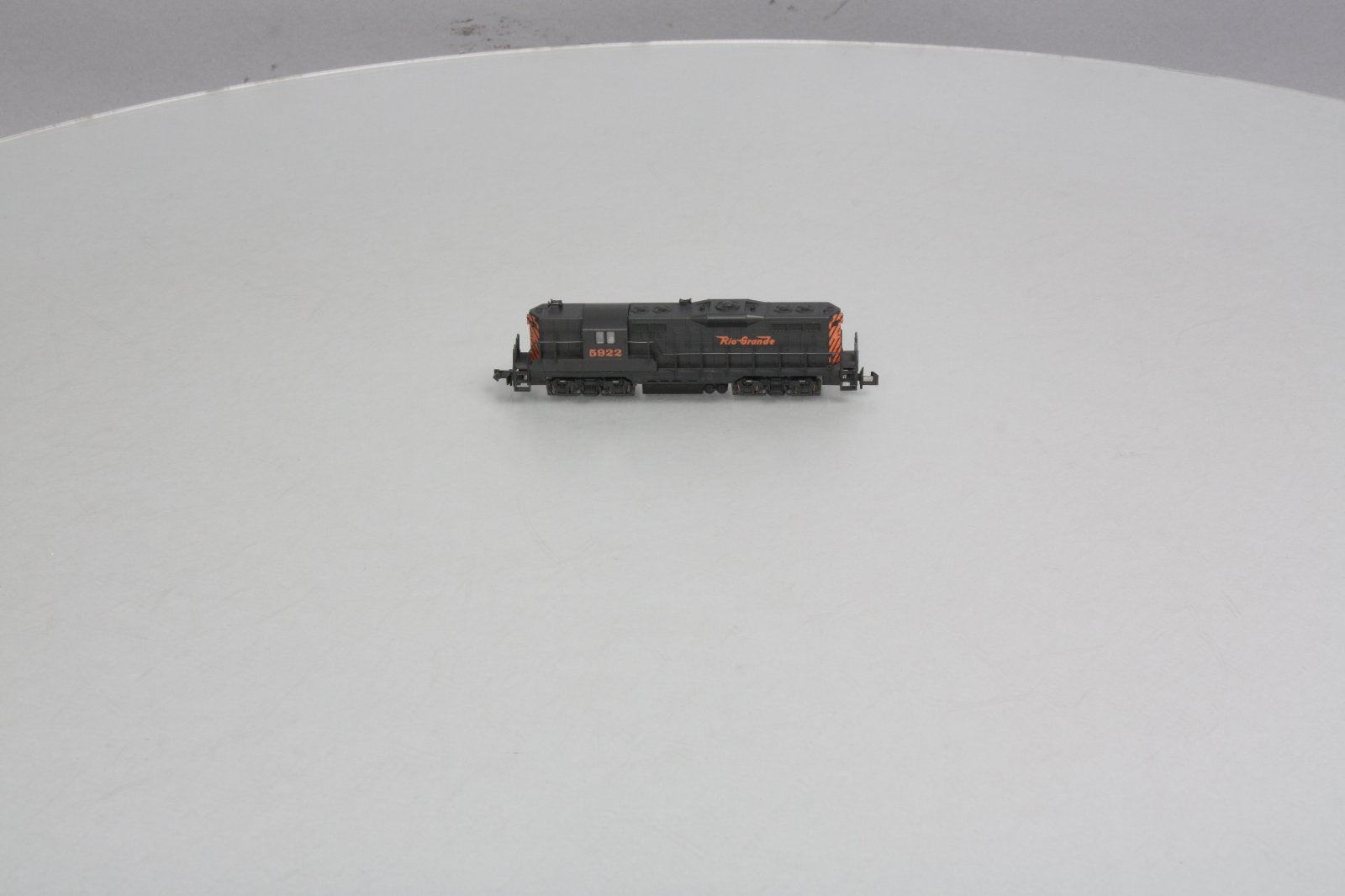 Atlas 4333 N Scale Denver & Rio Grande Western GP-9 Diesel Locomotive #5922 EX/Box