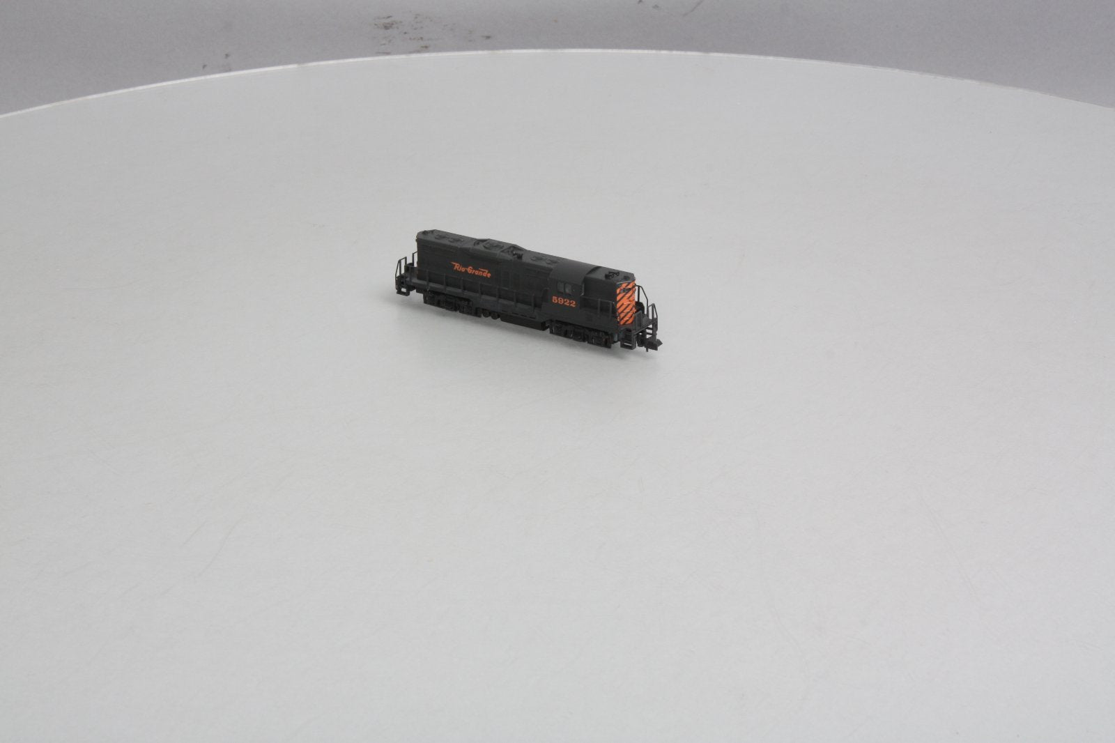 Atlas 4333 N Scale Denver & Rio Grande Western GP-9 Diesel Locomotive #5922 EX/Box