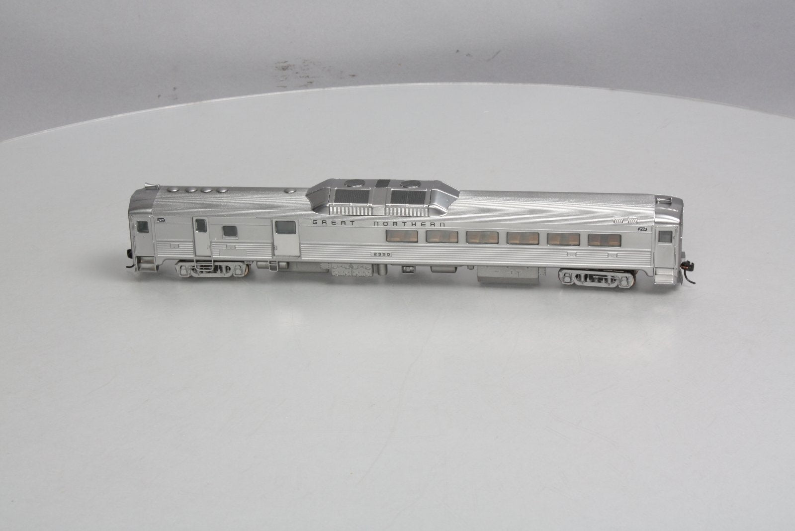 Proto 1000 HO Scale 920-35350 Great Northern RDC-3 Baggage Car #2350