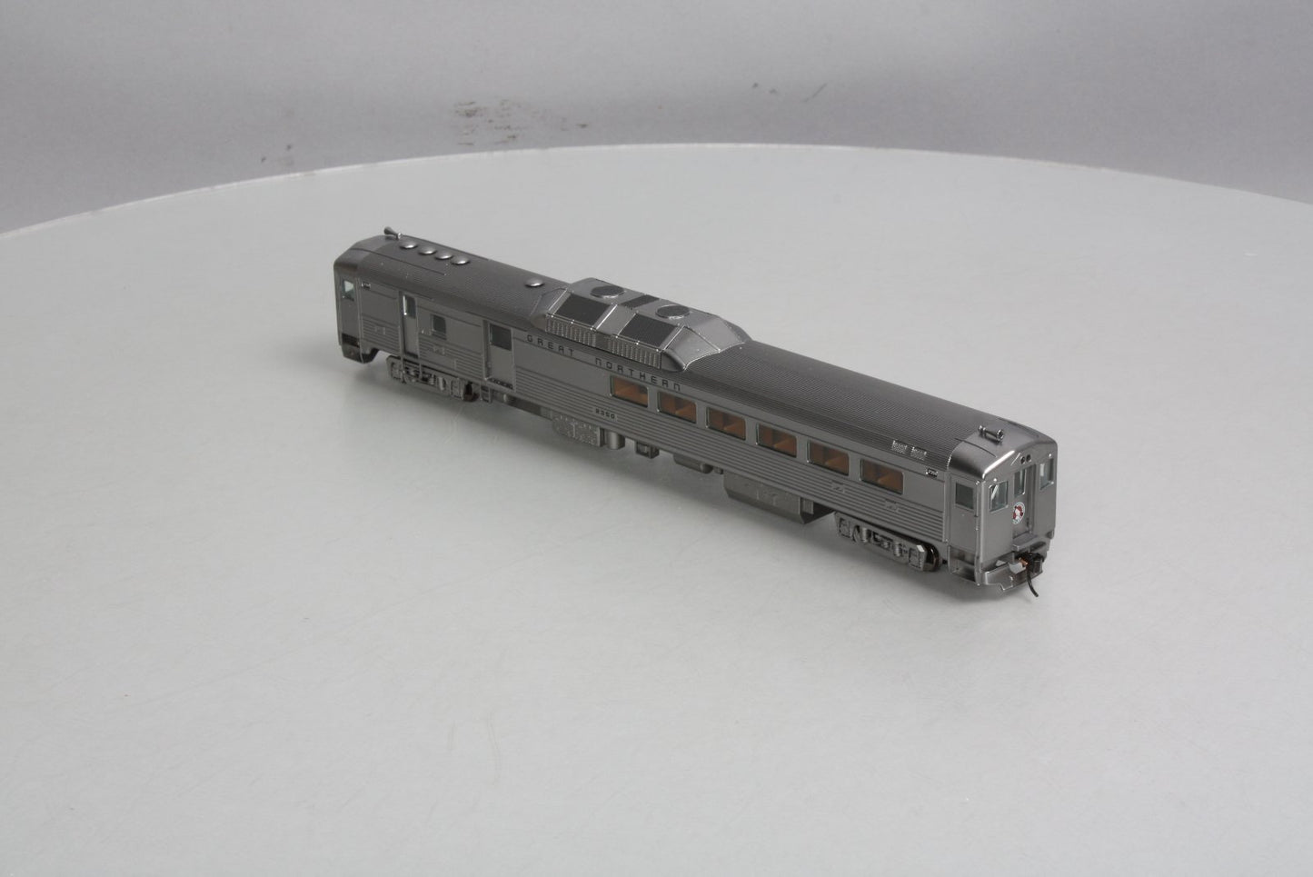 Proto 1000 HO Scale 920-35350 Great Northern RDC-3 Baggage Car #2350