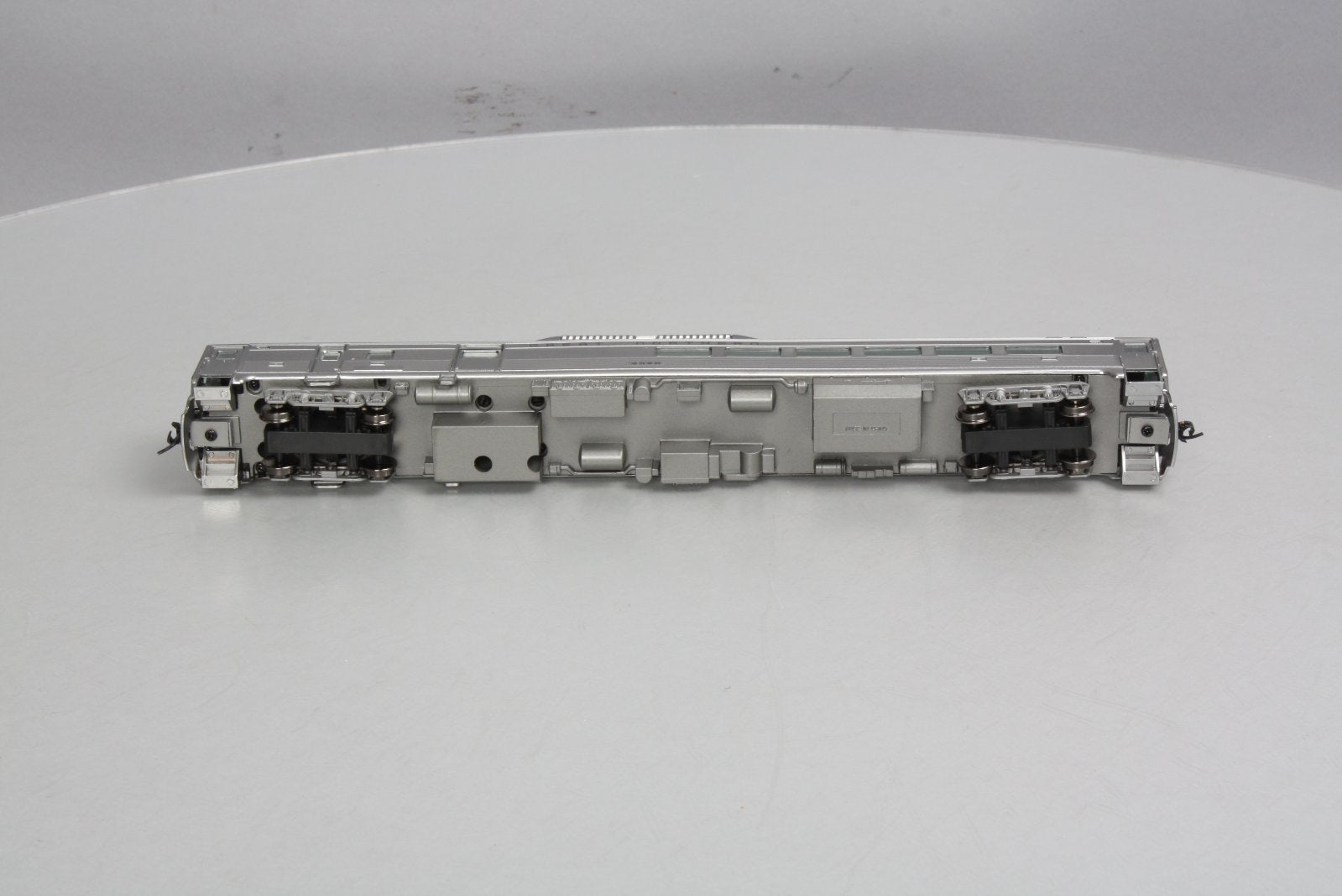 Proto 1000 HO Scale 920-35350 Great Northern RDC-3 Baggage Car #2350