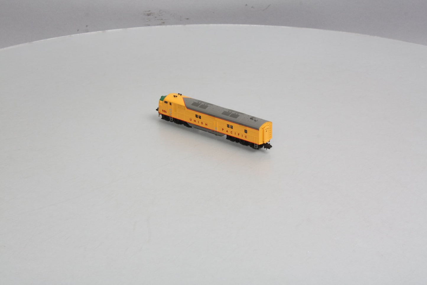 Life Like 7019 N Scale Union Pacific E-7 Powered Unit Diesel Locomotive #986 LN/Box