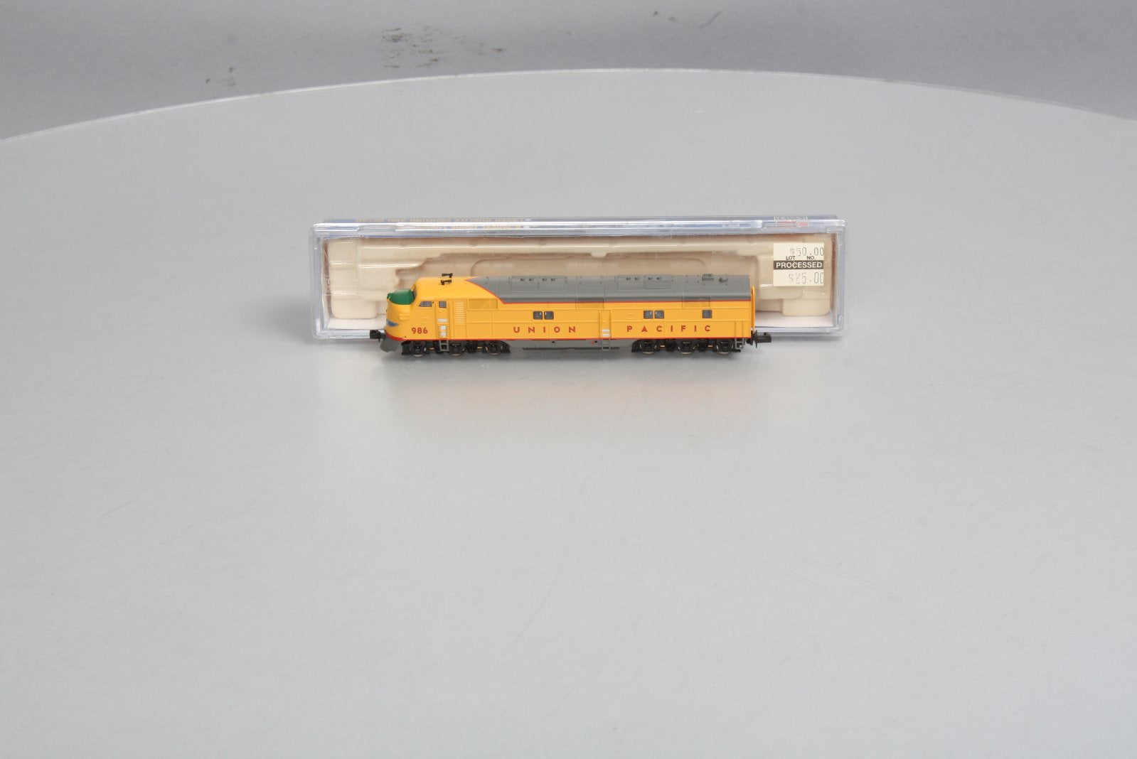 Life Like 7019 N Scale Union Pacific E-7 Powered Unit Diesel Locomotive #986 LN/Box