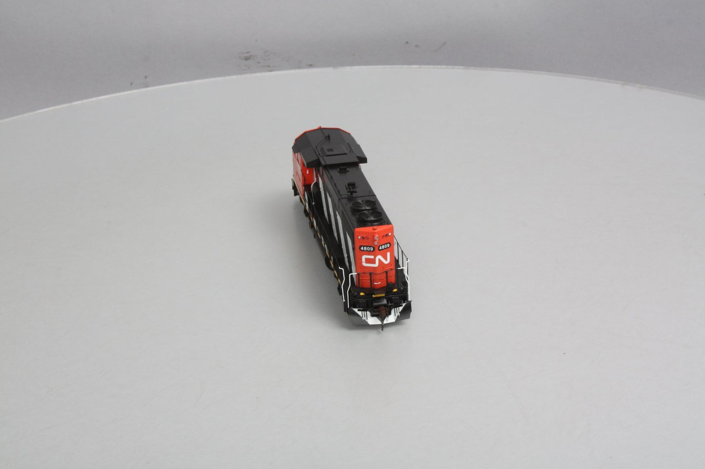 Athearn G40603 Canadian National GP38-2 Diesel #4809 w/DCC & Tsunami Sound LN/Box