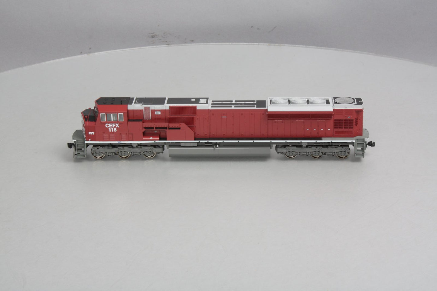 Kato 37-6360 HO Scale CEFX EMD SD90/43MAC Diesel Locomotive #118 LN/Box