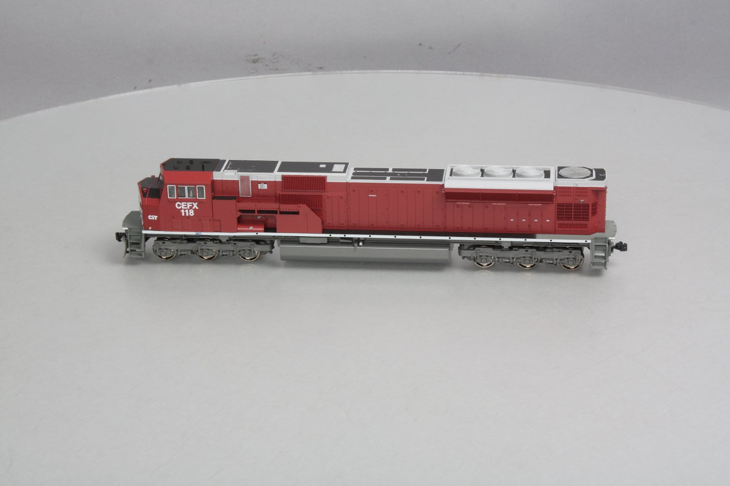 Kato 37-6360 HO Scale CEFX EMD SD90/43MAC Diesel Locomotive #118 LN/Box