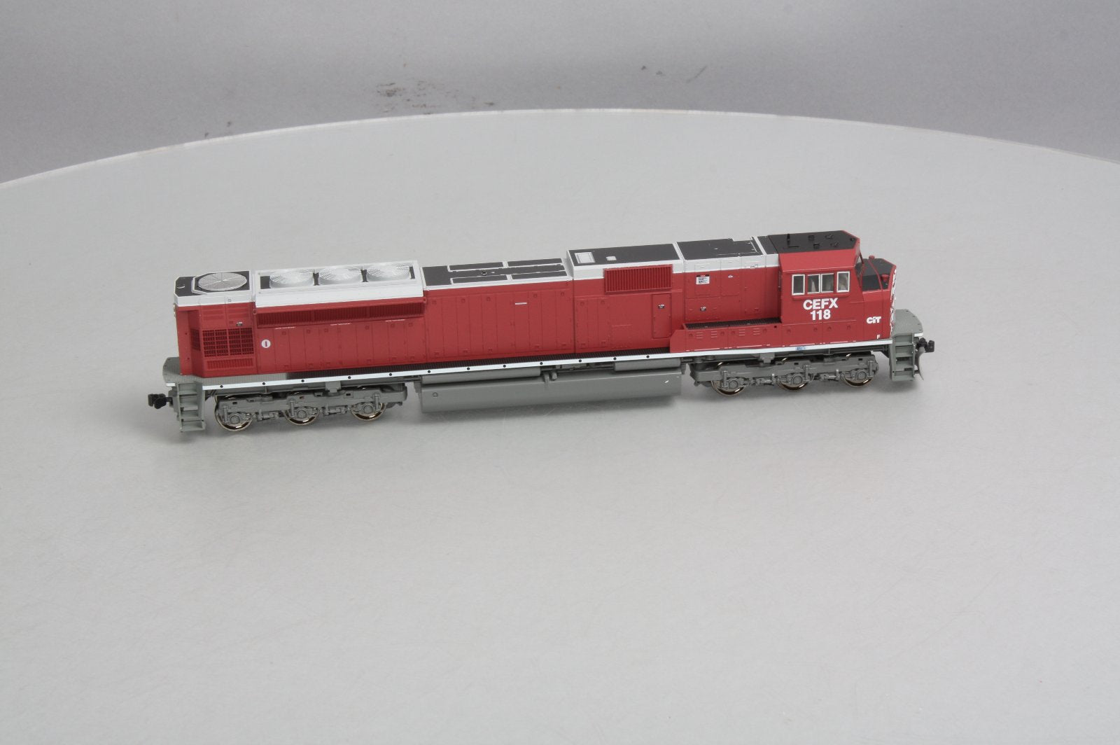 Kato 37-6360 HO Scale CEFX EMD SD90/43MAC Diesel Locomotive #118 LN/Box