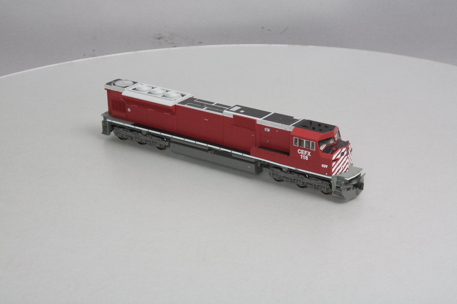 Kato 37-6360 HO Scale CEFX EMD SD90/43MAC Diesel Locomotive #118 LN/Box