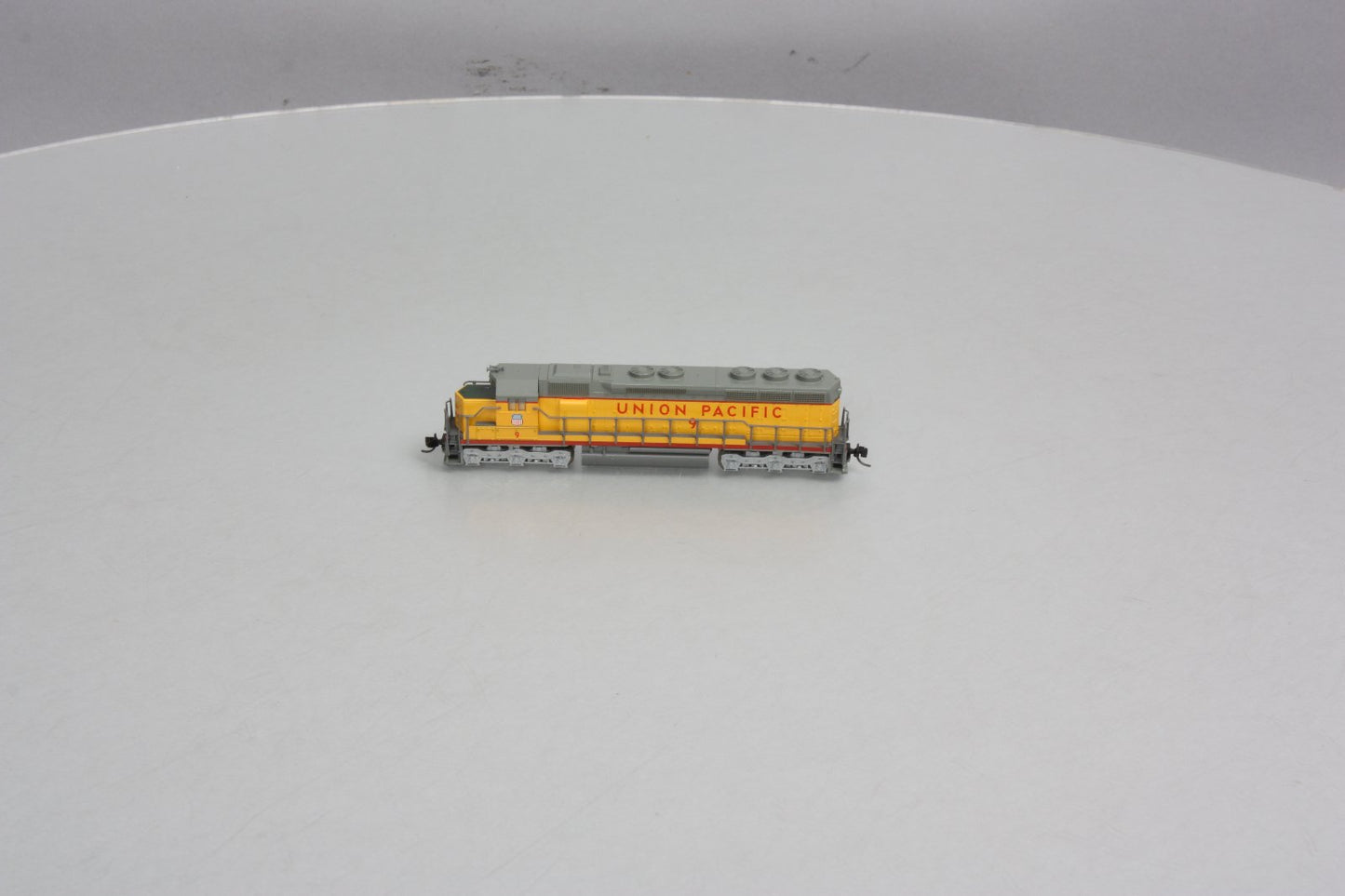 Kato 176-3119 N Scale Union Pacific SD-45 Diesel Locomotive #9 LN/Box