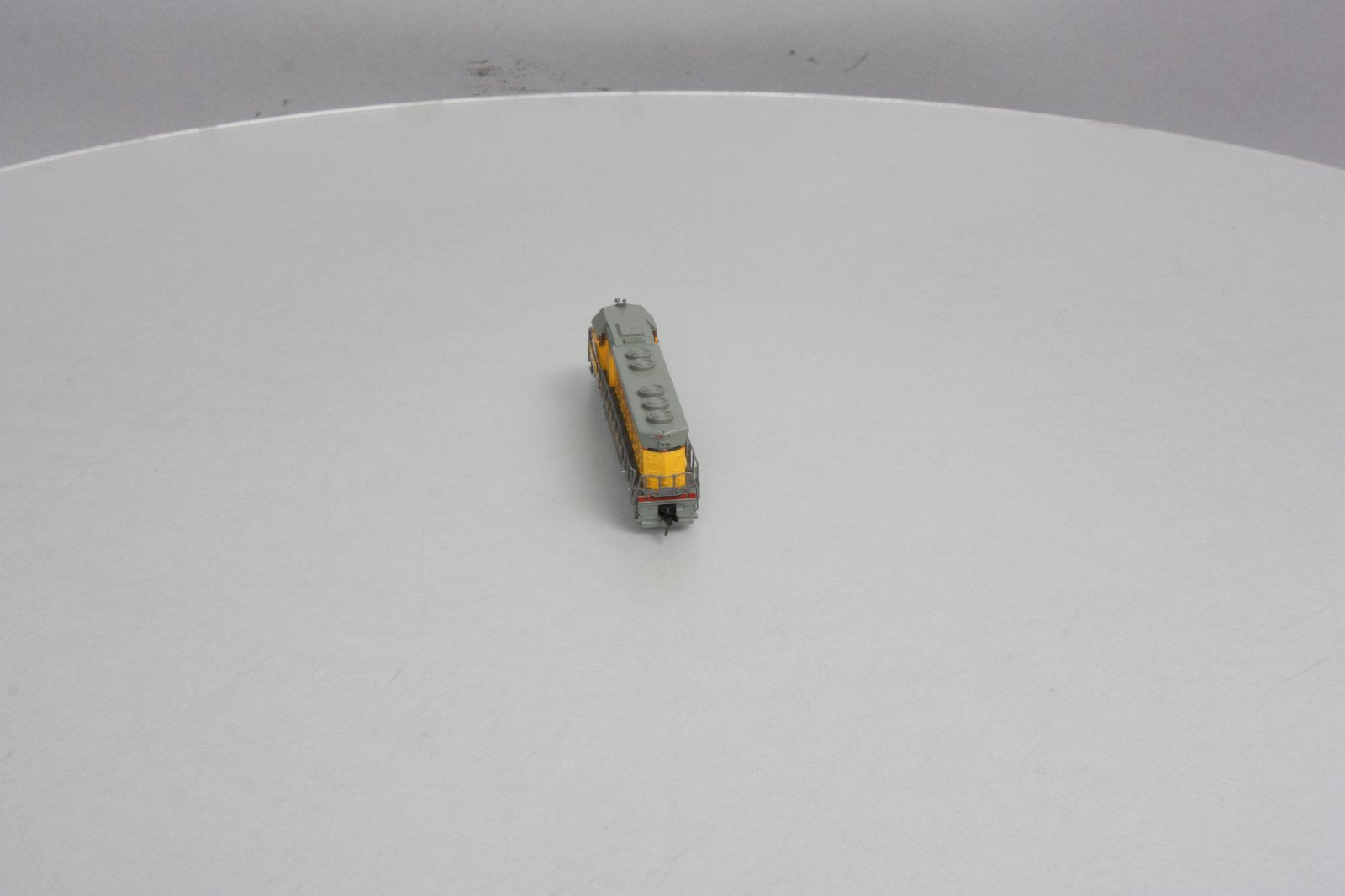 Kato 176-3119 N Scale Union Pacific SD-45 Diesel Locomotive #9 LN/Box