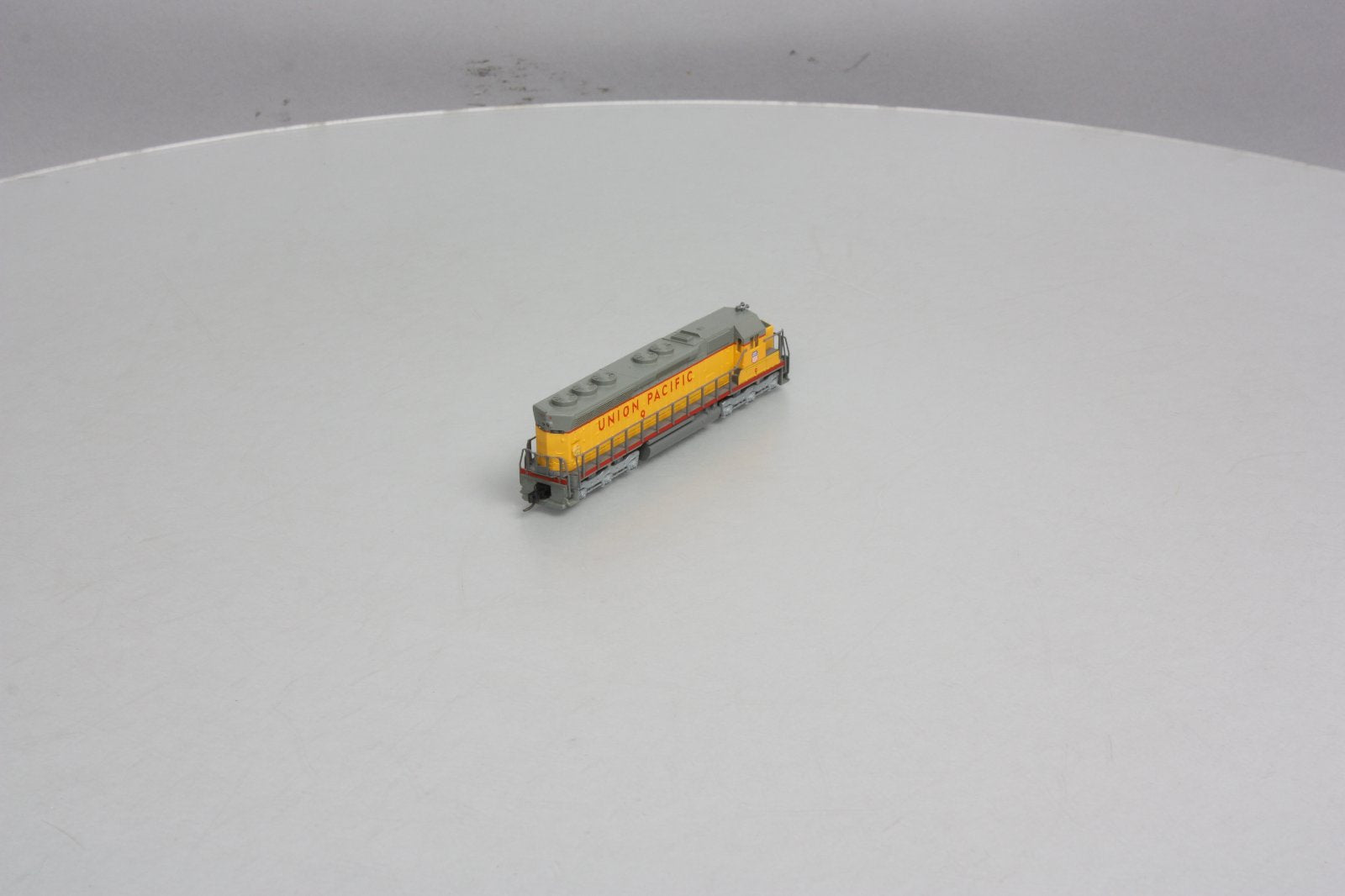 Kato 176-3119 N Scale Union Pacific SD-45 Diesel Locomotive #9 LN/Box
