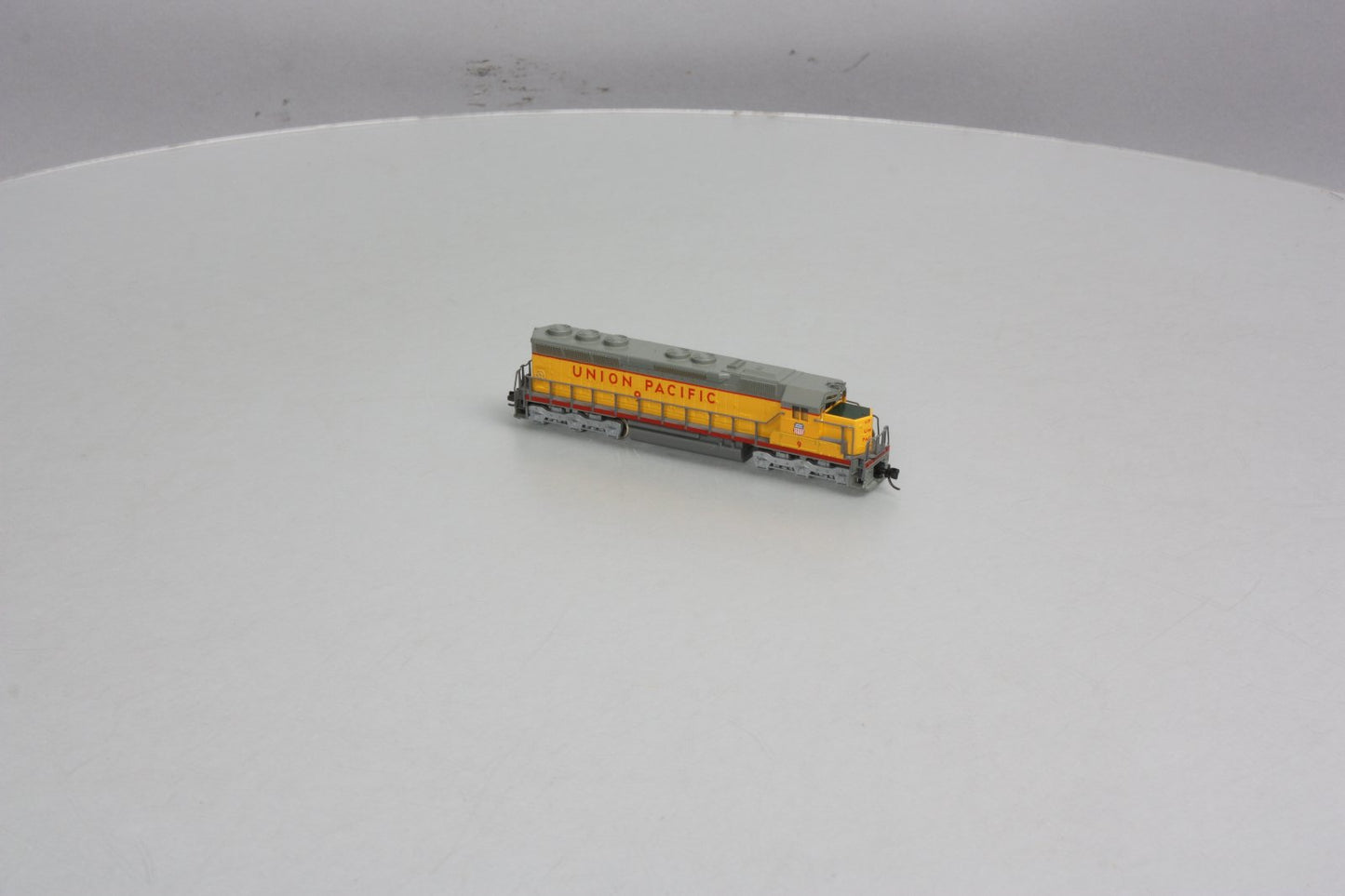 Kato 176-3119 N Scale Union Pacific SD-45 Diesel Locomotive #9 LN/Box