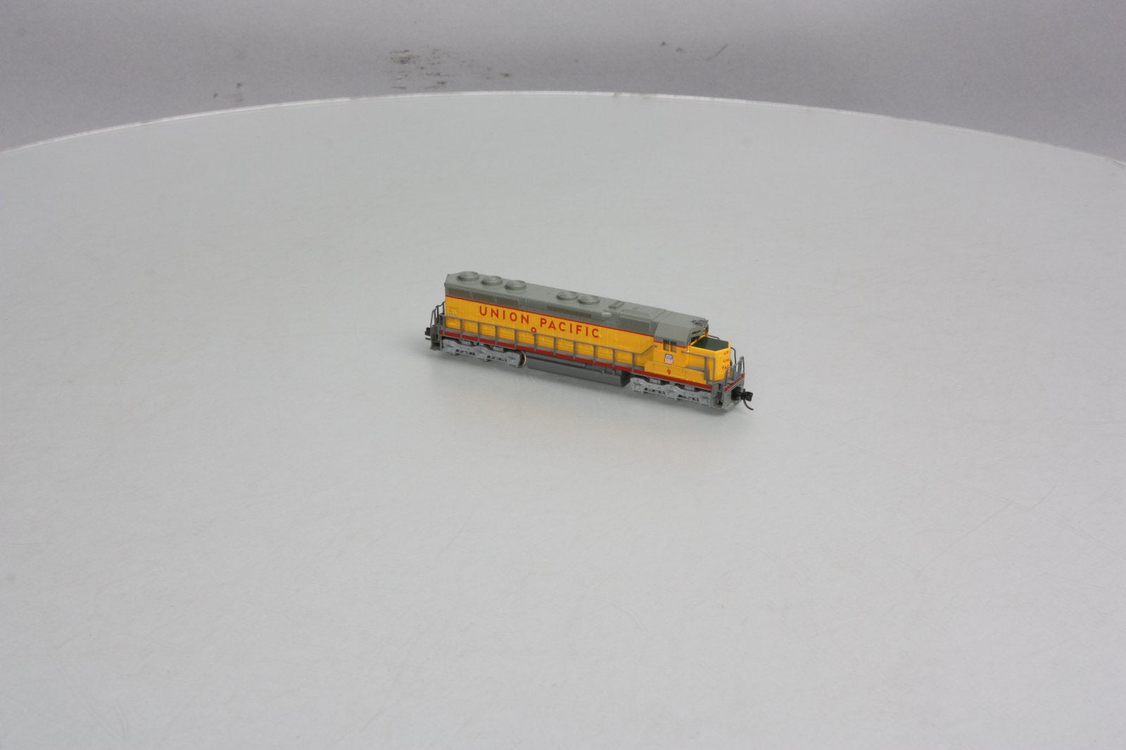 Kato 176-3119 N Scale Union Pacific SD-45 Diesel Locomotive #9 LN/Box