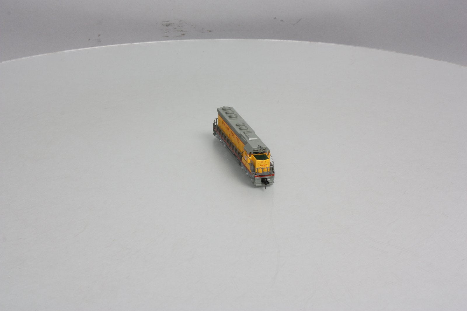 Kato 176-3119 N Scale Union Pacific SD-45 Diesel Locomotive #9 LN/Box