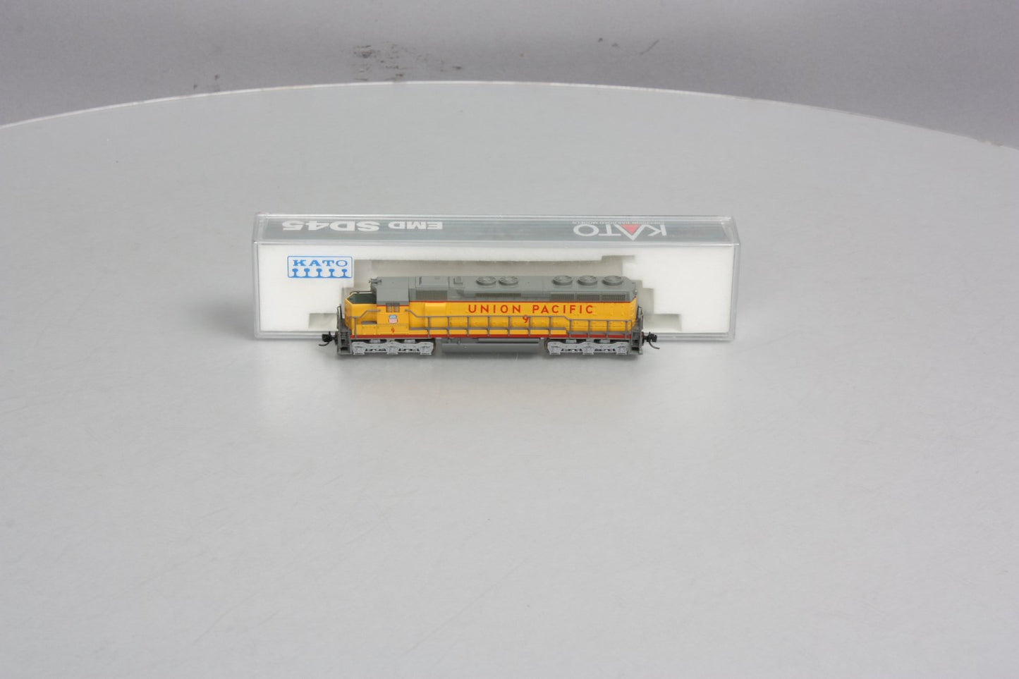 Kato 176-3119 N Scale Union Pacific SD-45 Diesel Locomotive #9 LN/Box