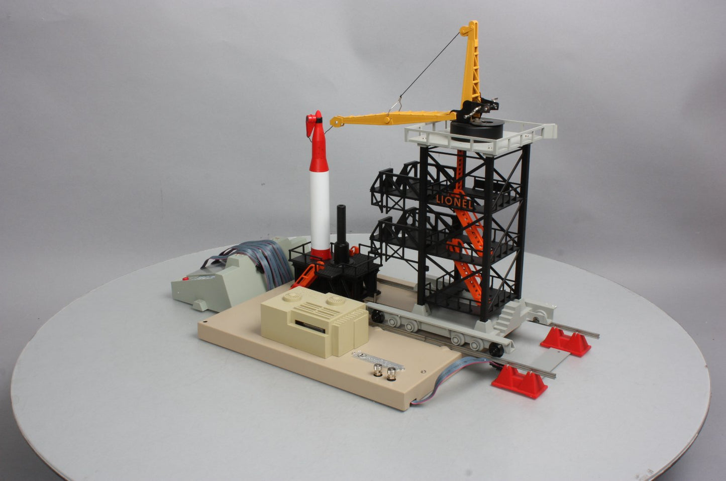 Lionel 6-14237 O Gauge 175 Operating Rocket Launcher LN/Box
