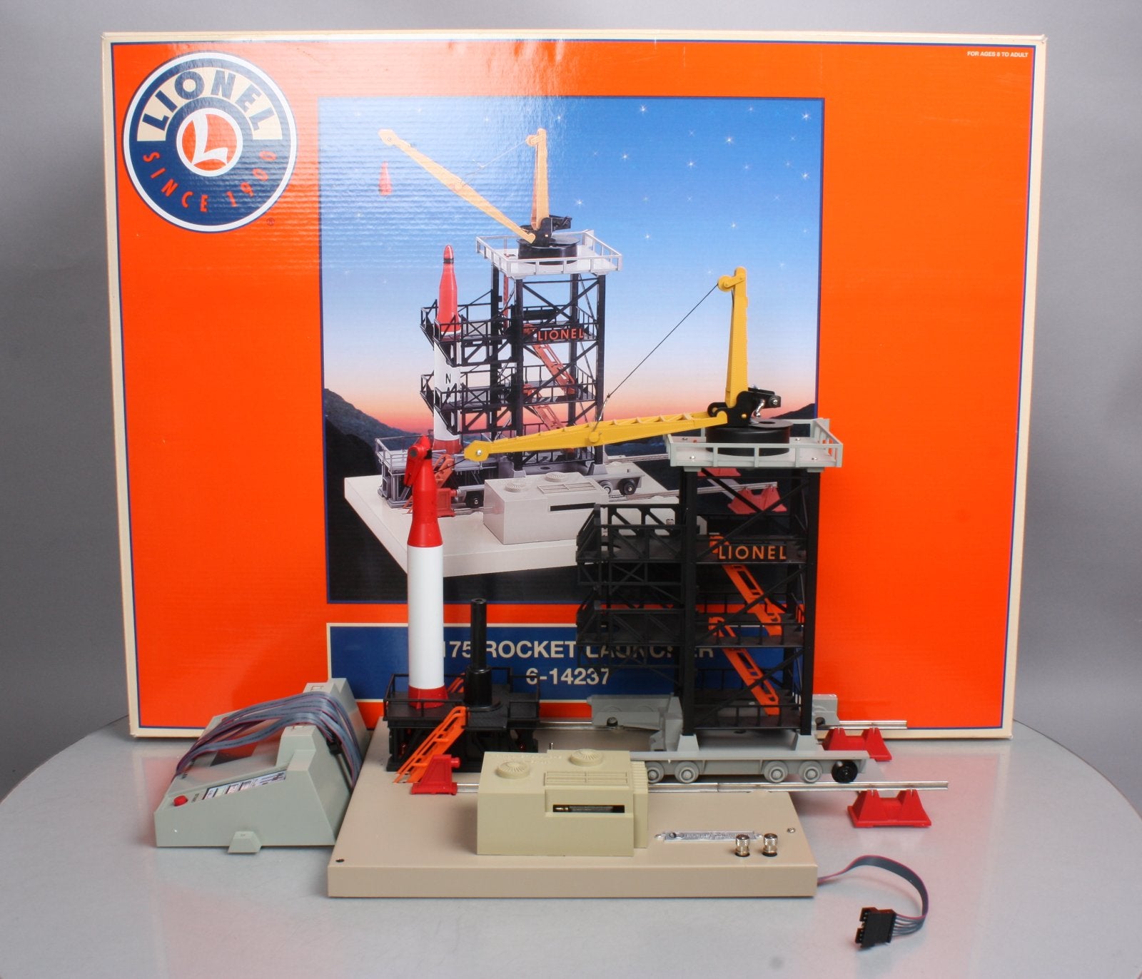 Lionel 6-14237 O Gauge 175 Operating Rocket Launcher LN/Box