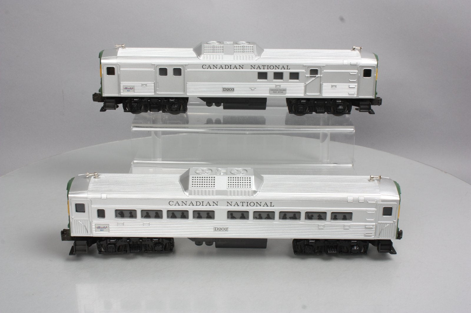 Lionel 6-18506 O Gauge Canadian National Budd Cars #D202, #D203 NIB