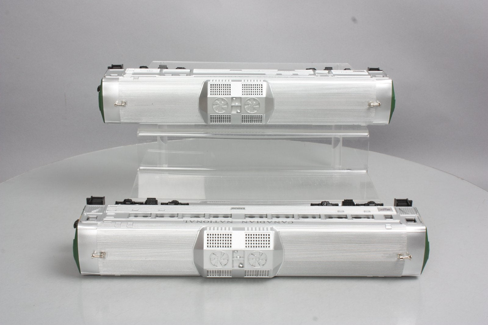 Lionel 6-18506 O Gauge Canadian National Budd Cars #D202, #D203 NIB
