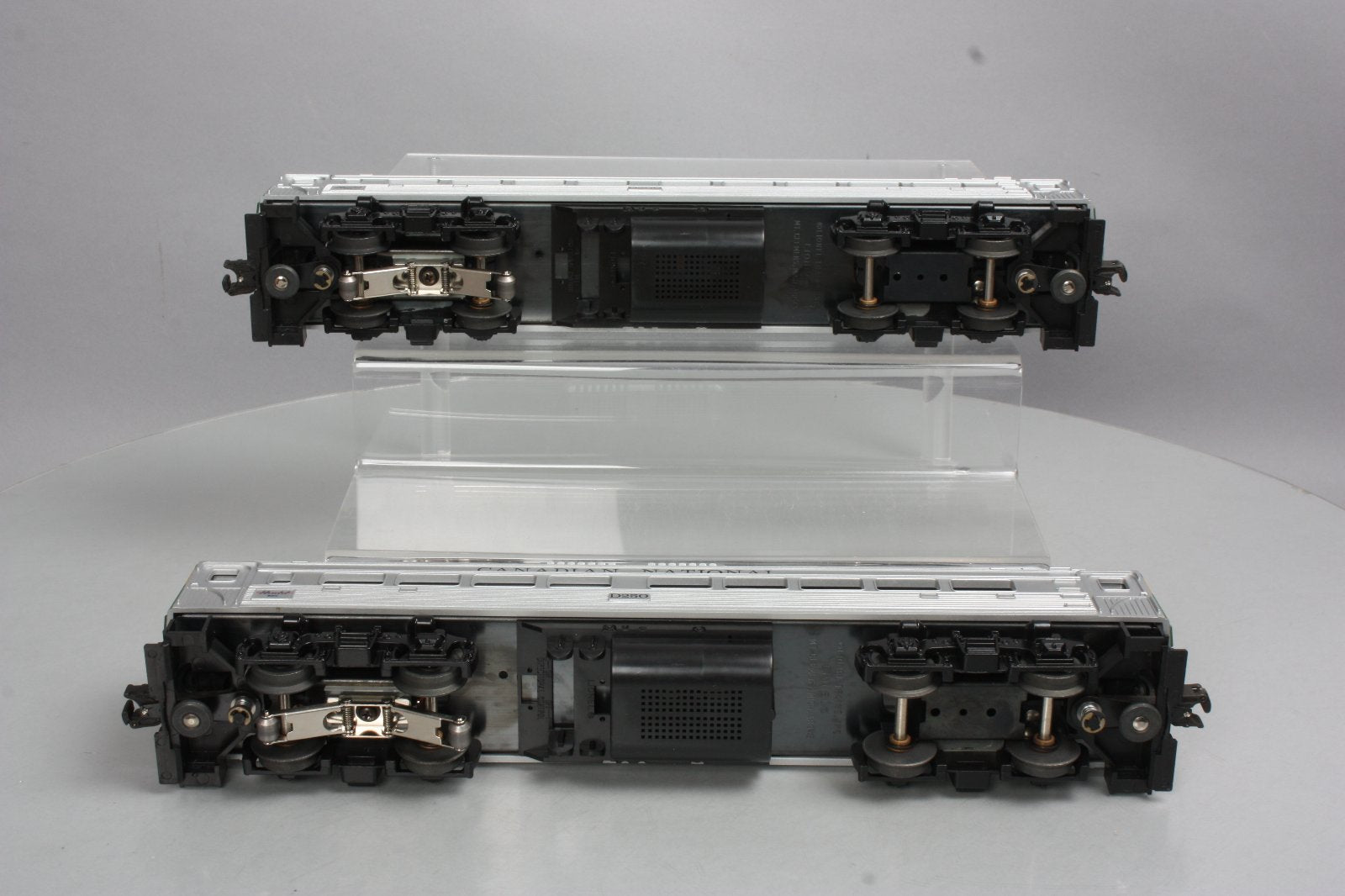 Lionel 6-18512 O Canadian National Non-Powered Budd Car Set NIB