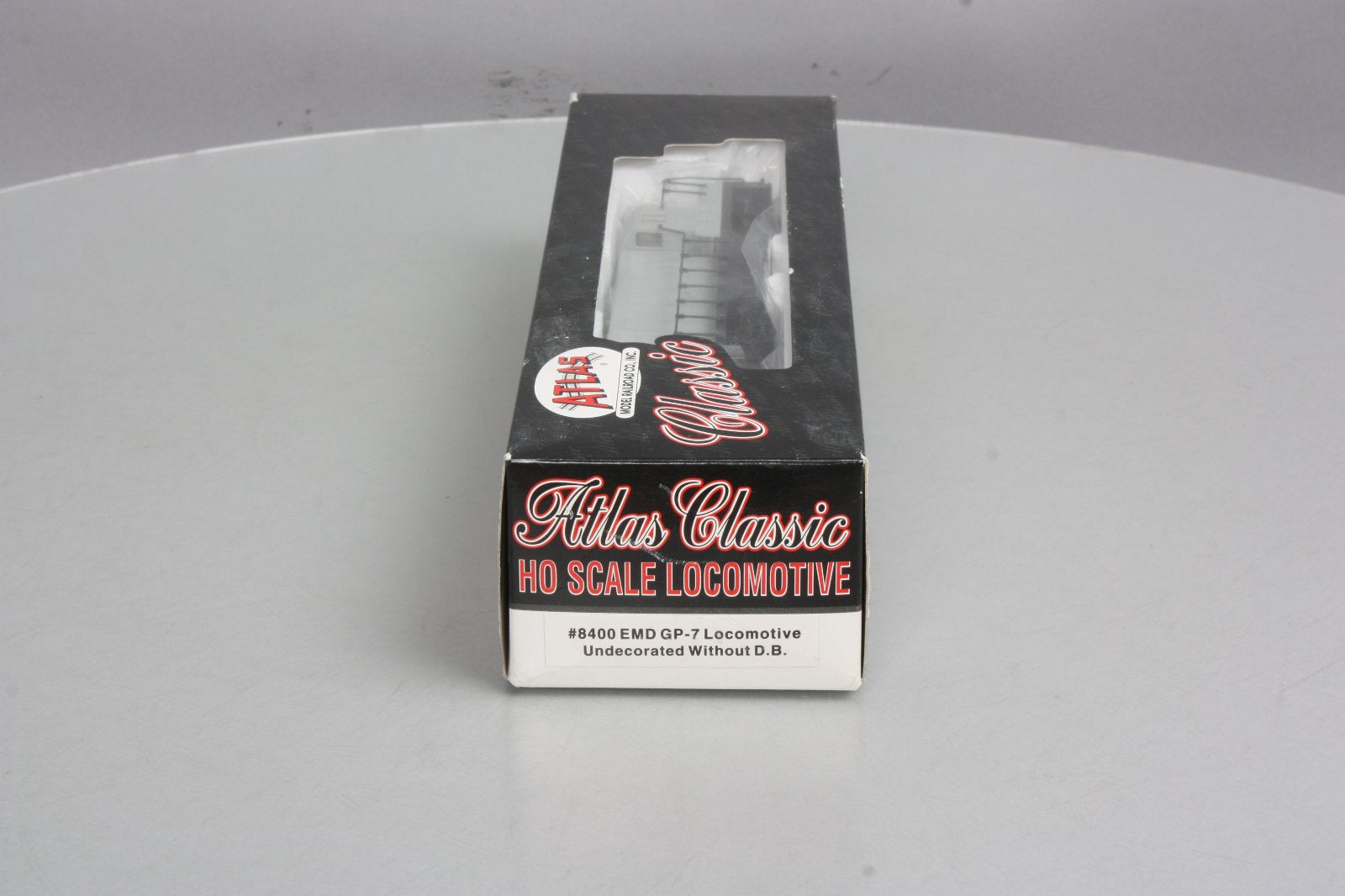 Atlas 8400 HO Undecorated EMD GP-7 w/o Dynamic Brake