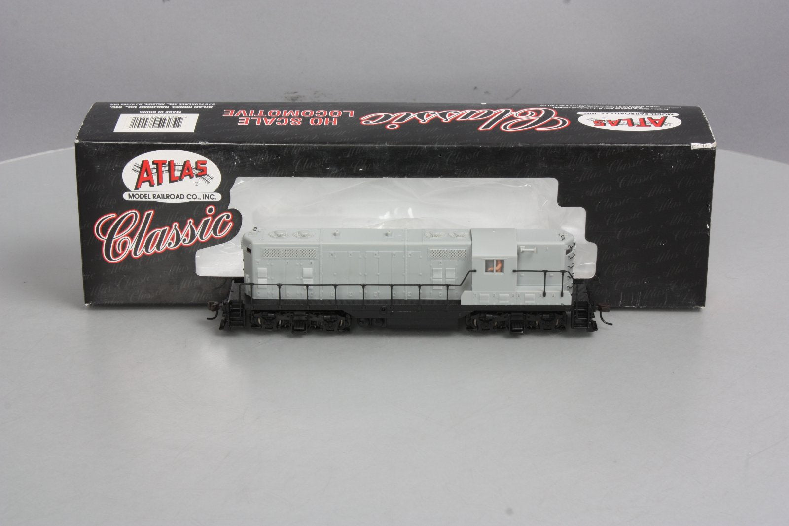 Atlas 8400 HO Undecorated EMD GP-7 w/o Dynamic Brake