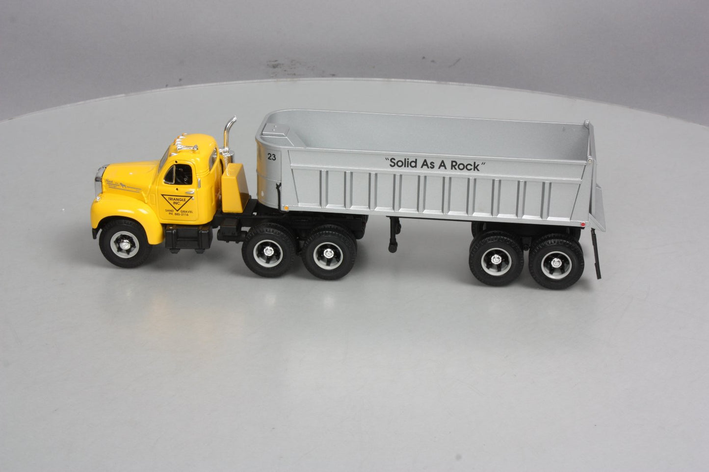 First Gear 19-2603 1:34 Diecast Mack B-Model Triangle Inc. Sand Gravel