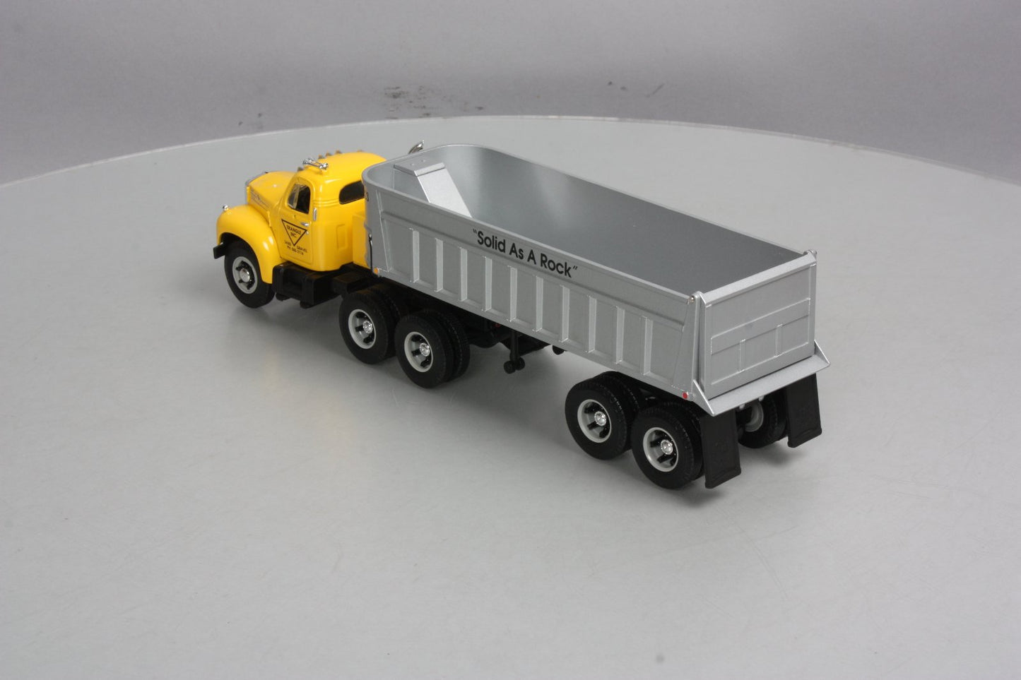 First Gear 19-2603 1:34 Diecast Mack B-Model Triangle Inc. Sand Gravel