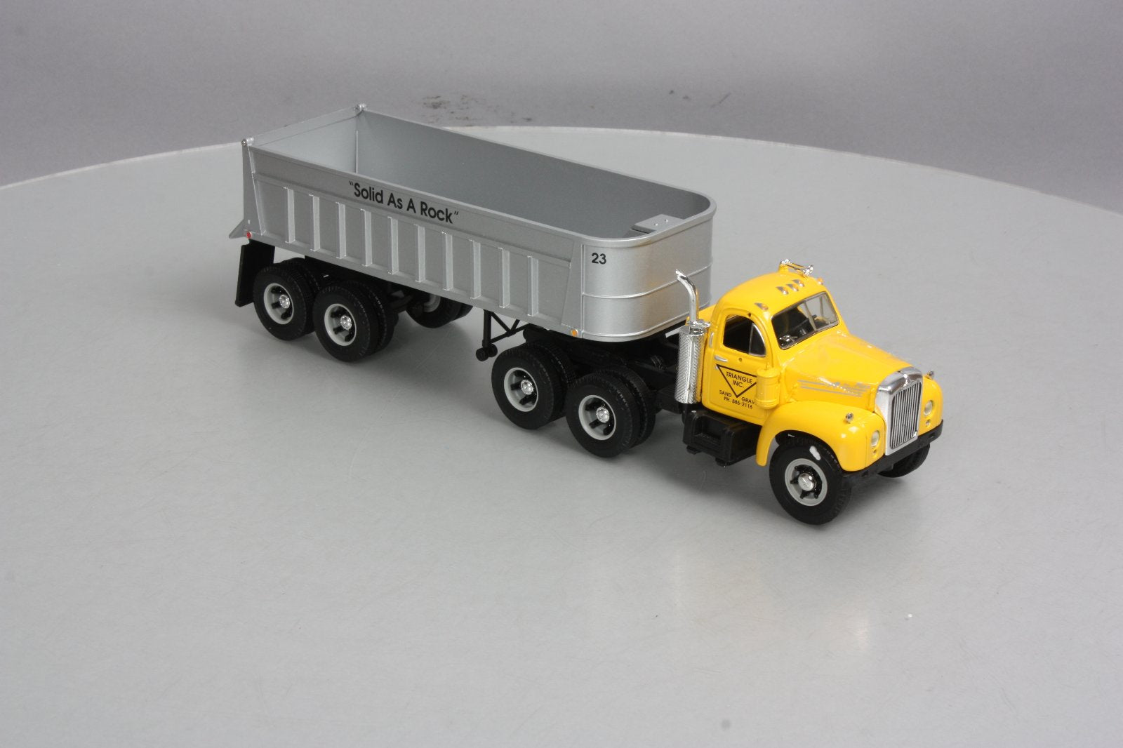 First Gear 19-2603 1:34 Diecast Mack B-Model Triangle Inc. Sand Gravel