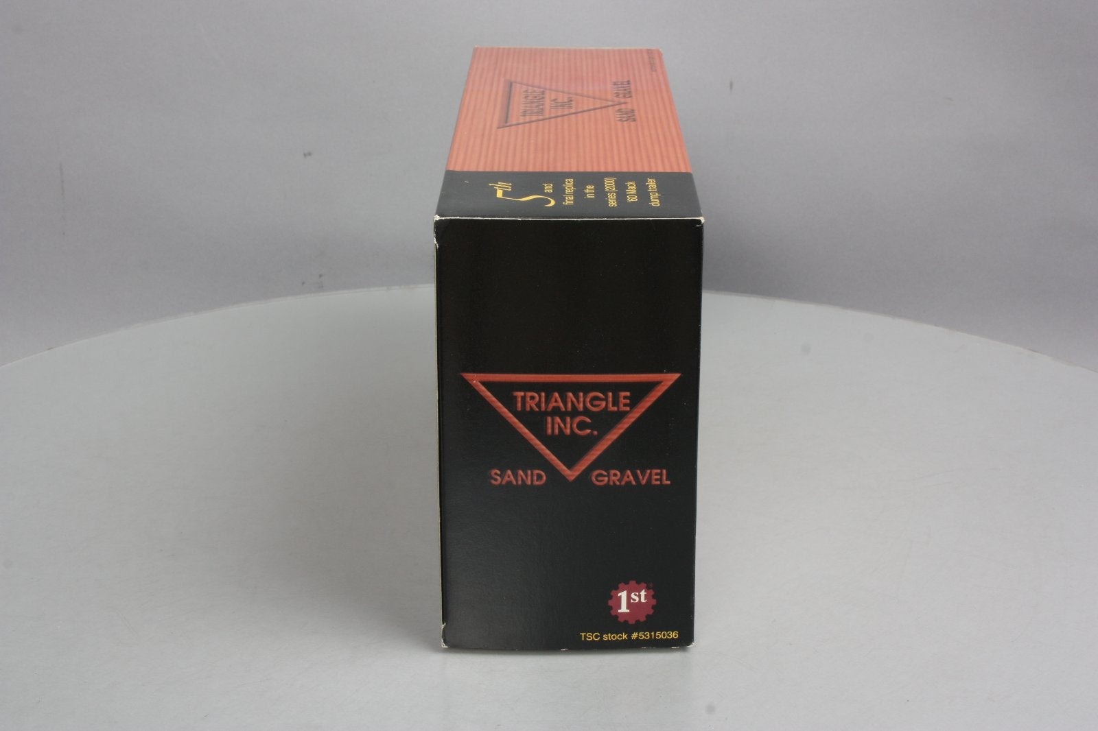 First Gear 19-2603 1:34 Diecast Mack B-Model Triangle Inc. Sand Gravel