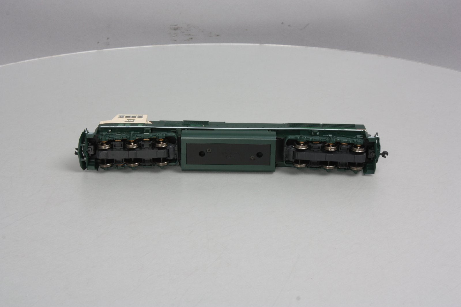 Kato 37-6382 HO Scale Burlington Northern SD70MAC Diesel Engine #9615