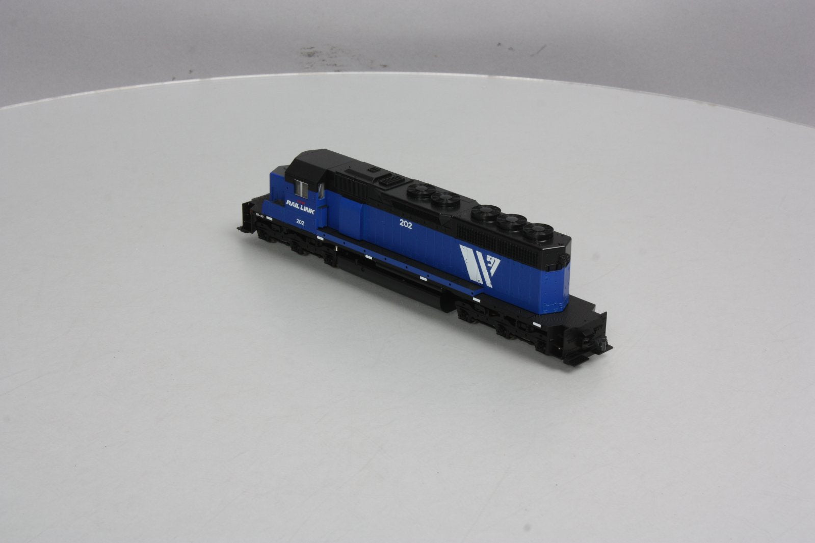 Kato 37-6325 HO Scale I&M Rail Link SD40 Diesel Locomotive #202