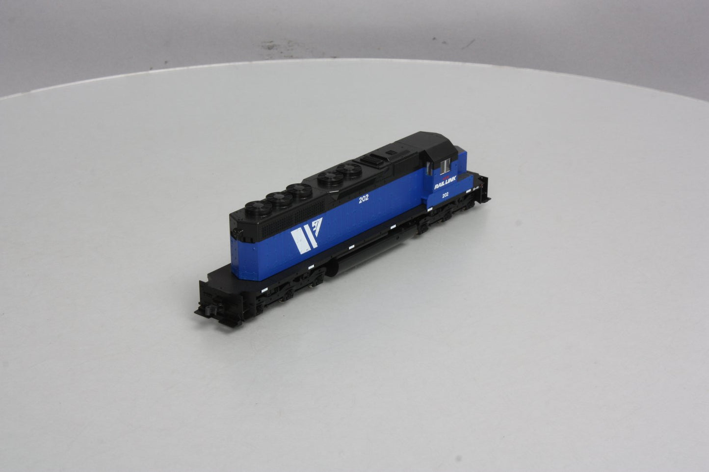 Kato 37-6325 HO Scale I&M Rail Link SD40 Diesel Locomotive #202