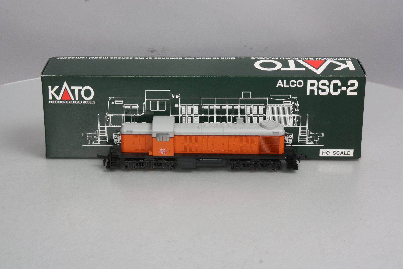Kato 37-2603 Milwaukee Road Alco RSC-2 (Unnumbered) LN/Box