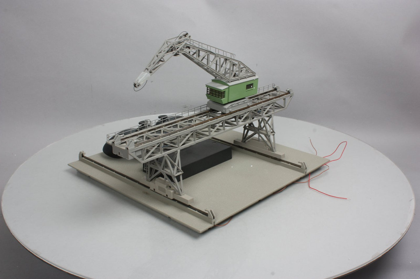 Marklin 76501 HO Scale Gantry Crane