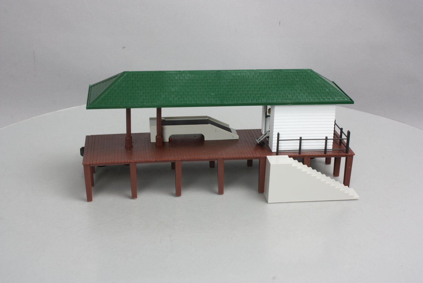 K-Line K42418 O Gauge Operating Loading Platform with Car LN/Box