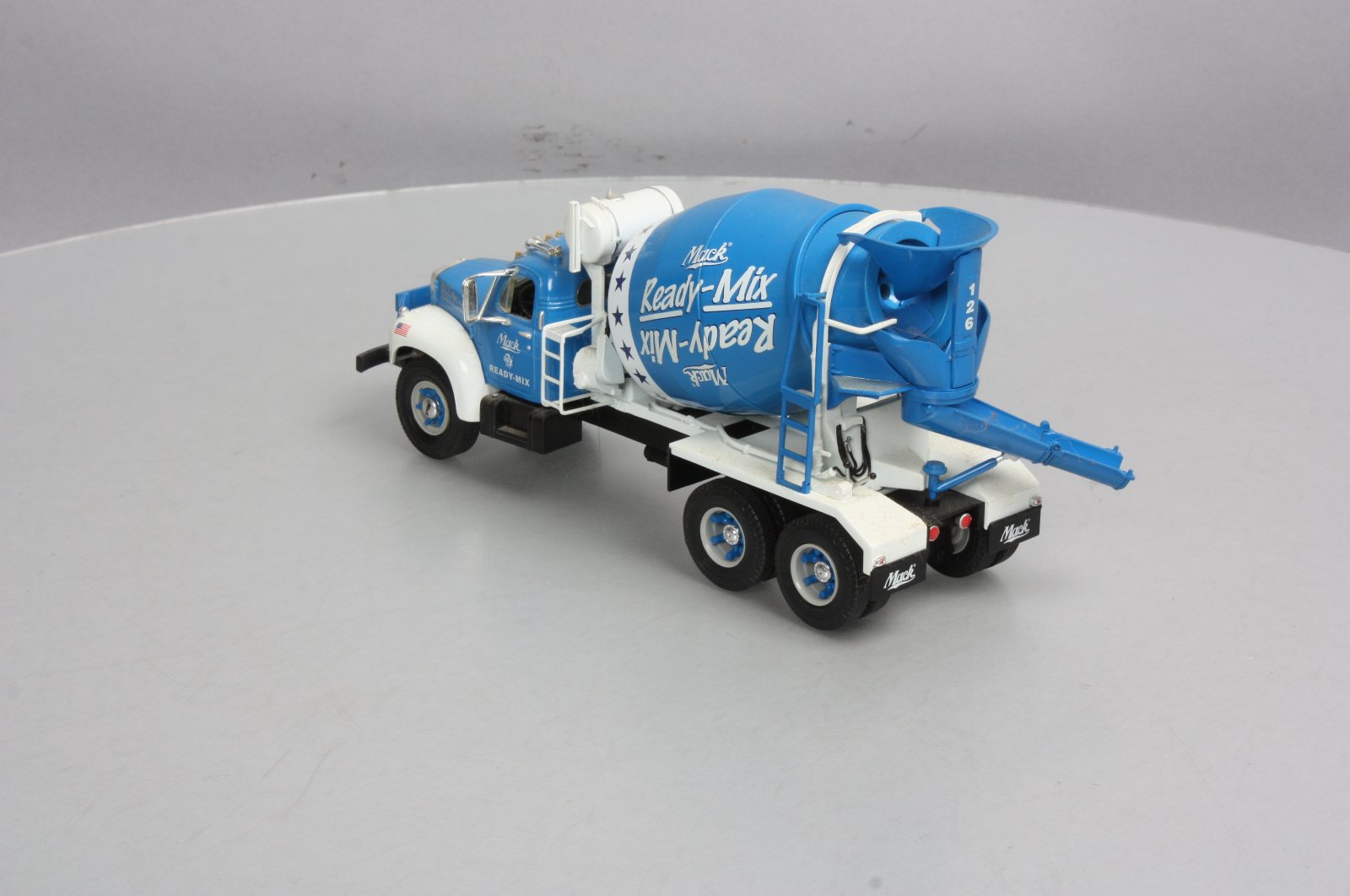 First Gear 19-2736 1:34 Ready-Mix 1960 Mack Model B-61 Mixer NIB