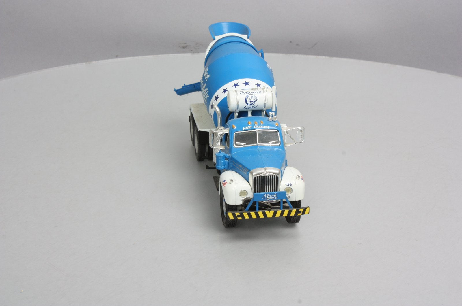 First Gear 19-2736 1:34 Ready-Mix 1960 Mack Model B-61 Mixer NIB