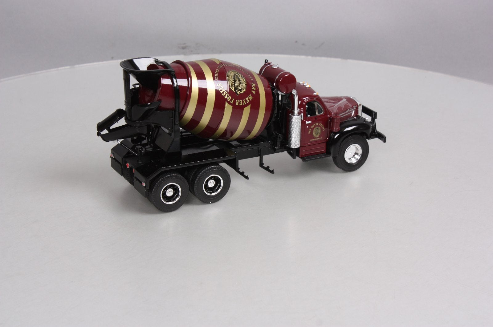First Gear 19-2737 1:34 Die Cast Ran Meyer - 1960 Mack B-Model Mixer