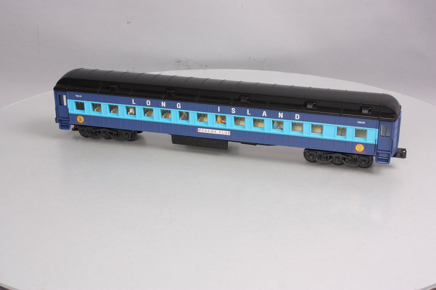 K-Line K4439-2033 O Long Island Railroad Mohawk Club 18" Heavyweight Parlor Car LN