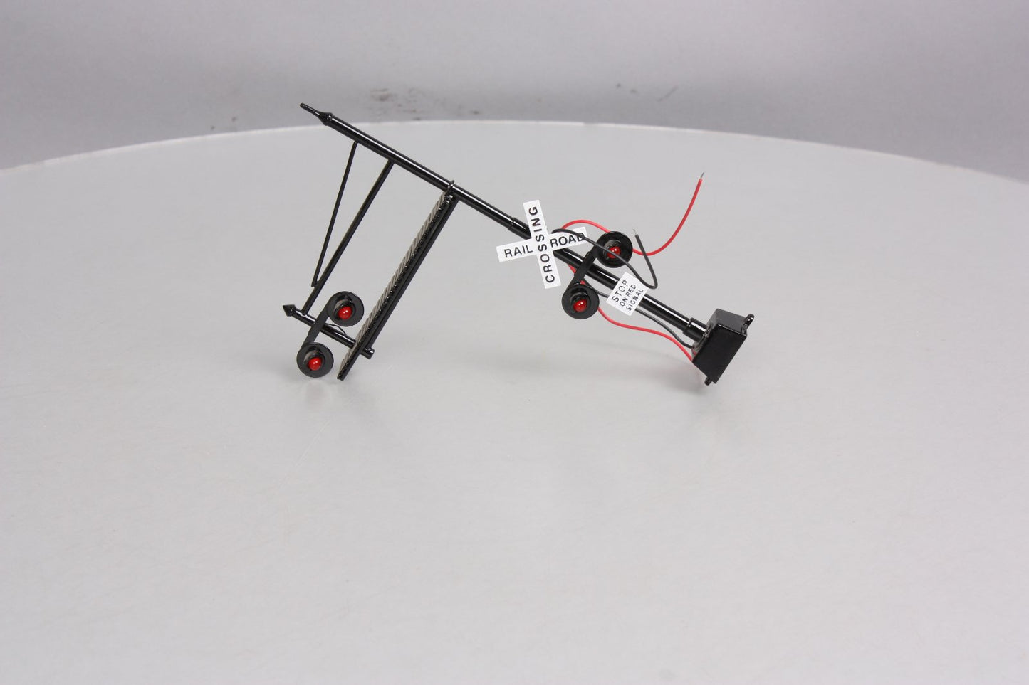 MTH 30-11010 O Scale Operating Crossing Signal LN/Box