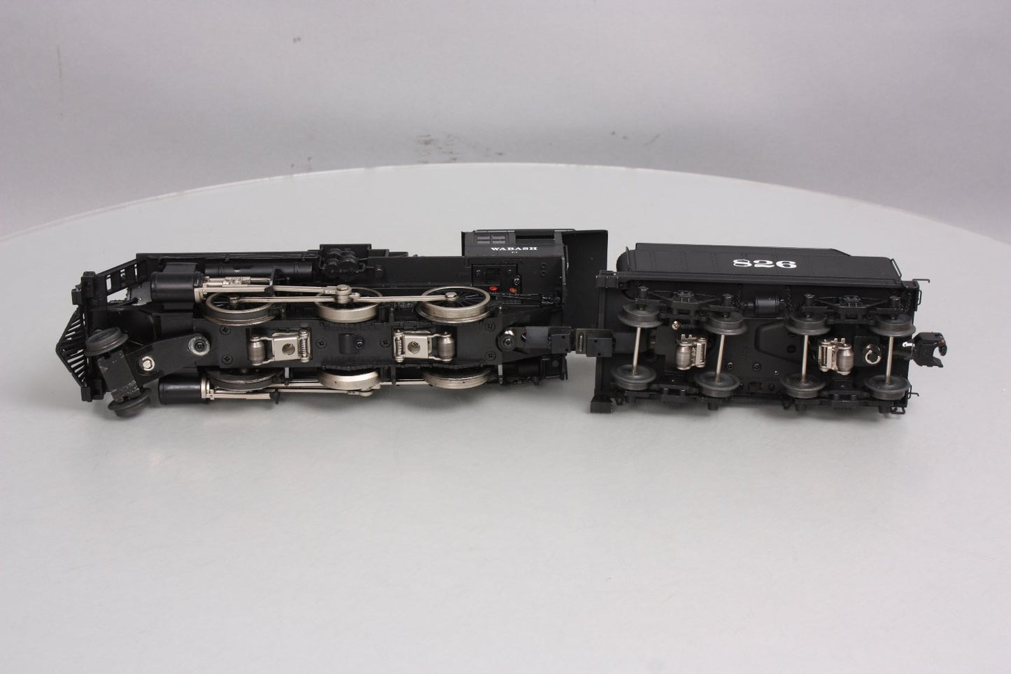 Lionel 6-38018 O Gauge Wabash 2-6-0 Mogul Steam Locomotive w/ Tender #826 EX/Box