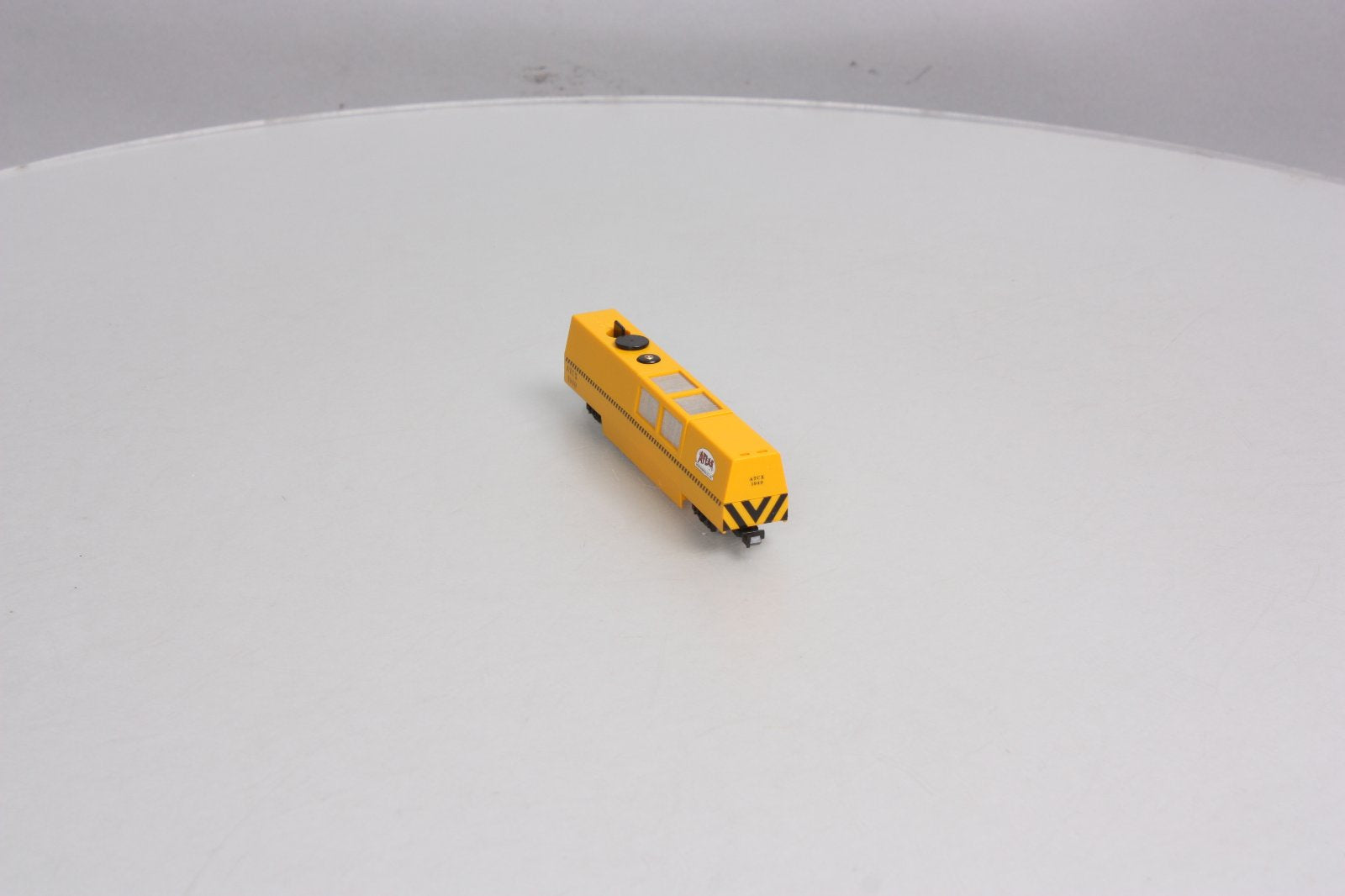 Atlas 32550 N Scale ATCX Track Cleaning Car