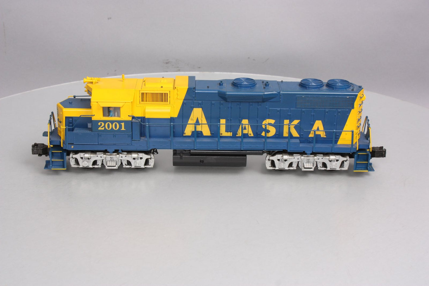 K-Line K2402-2001 O Gauge Alaska Railroad GP38-2 Diesel Locomotive #2001 LN/Box