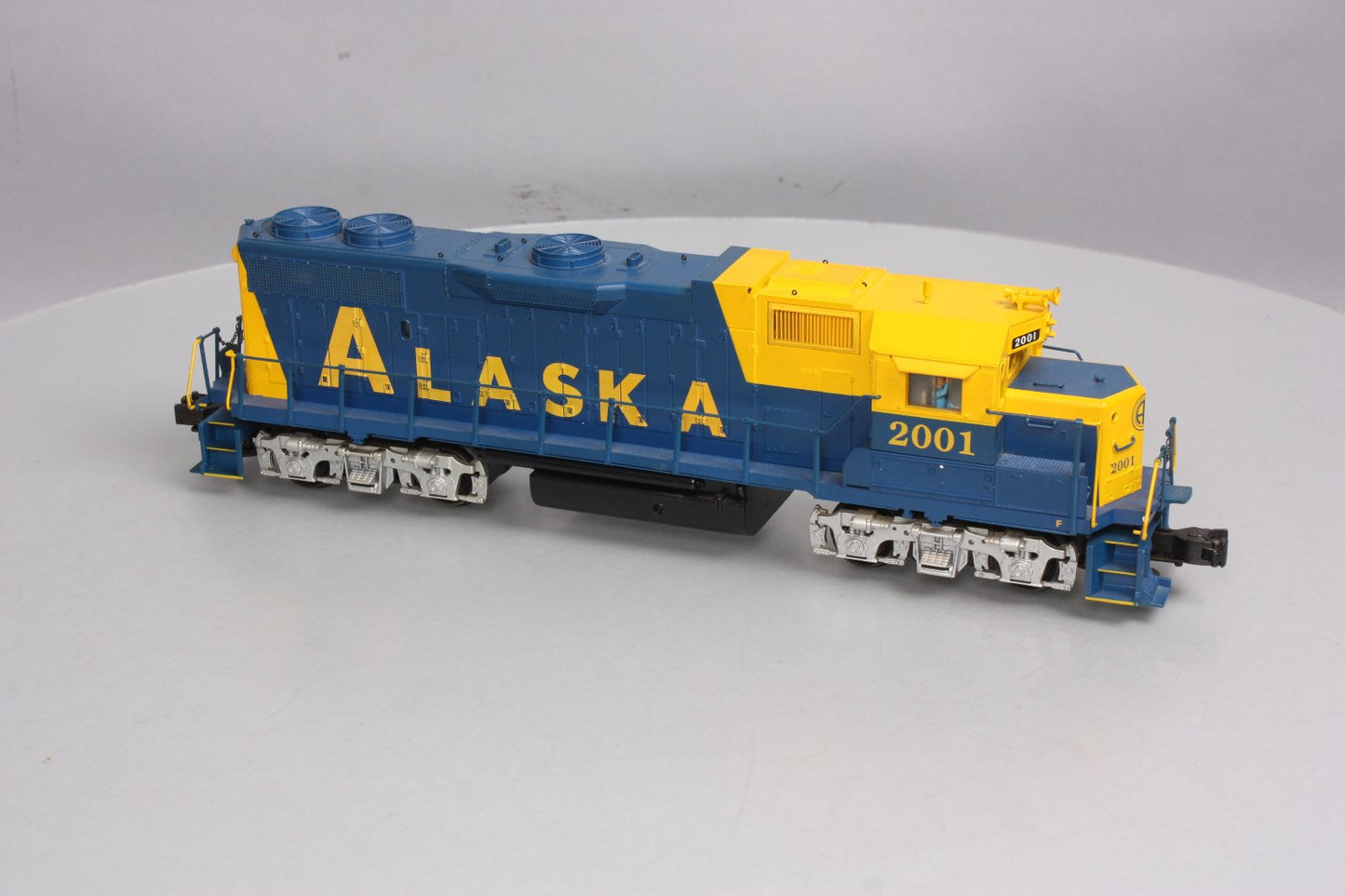K-Line K2402-2001 O Gauge Alaska Railroad GP38-2 Diesel Locomotive #2001 LN/Box